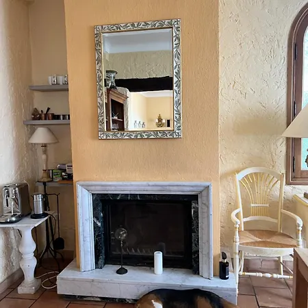 Outis * ヴィルフランシュ・シュル・メール