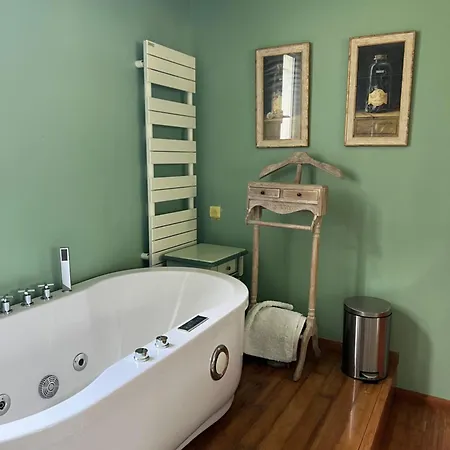 ホームステイ Outis