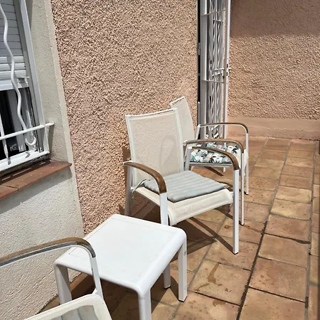 Outis ホームステイ *