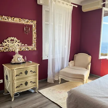 Outis ホームステイ *